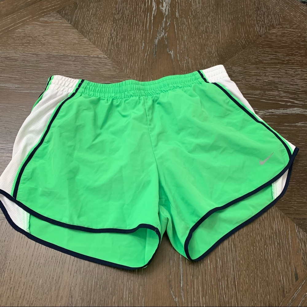 Nike Tempo DRI-fit green running athletic shorts Size M